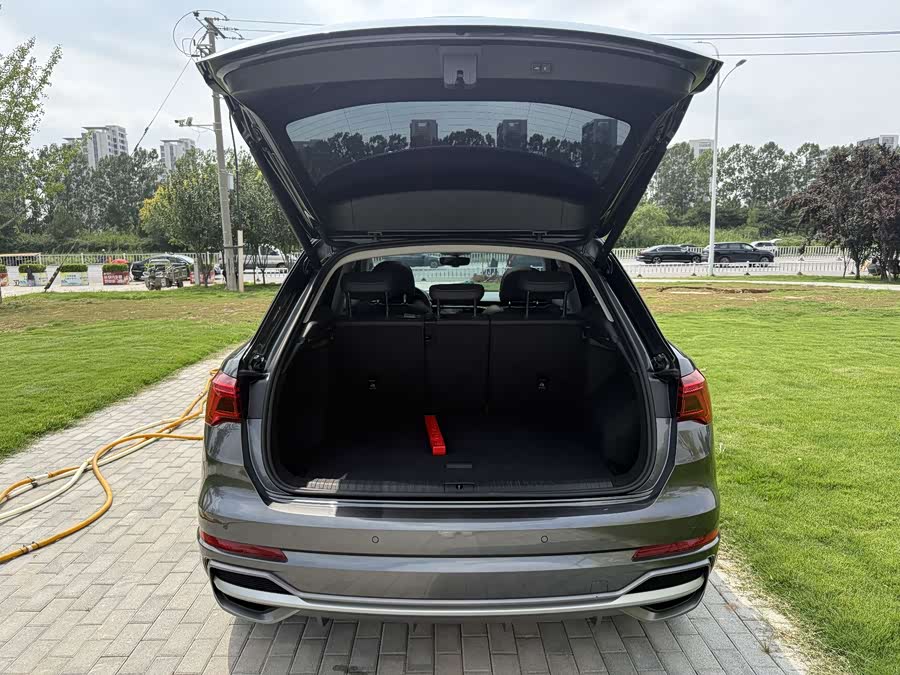 Audi Q3 2023 — фото 22