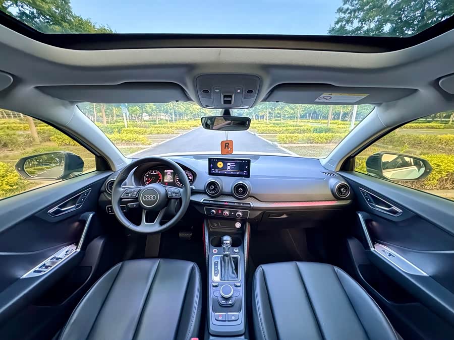 Audi Q2L 2018