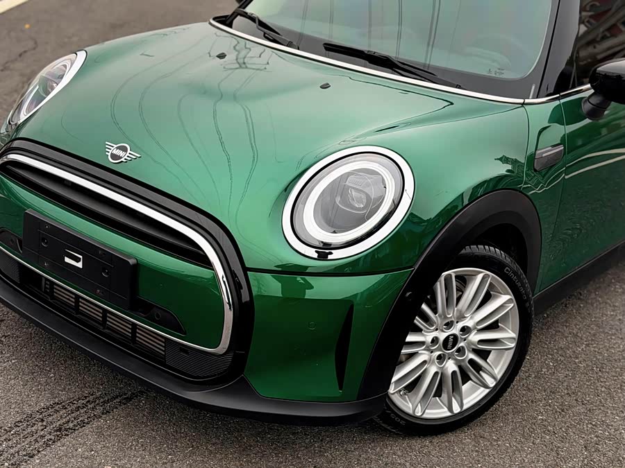 MINI MINI 2022
