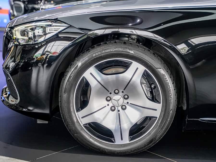 Mercedes-Benz Maybach S-Class 2025 — фото 8