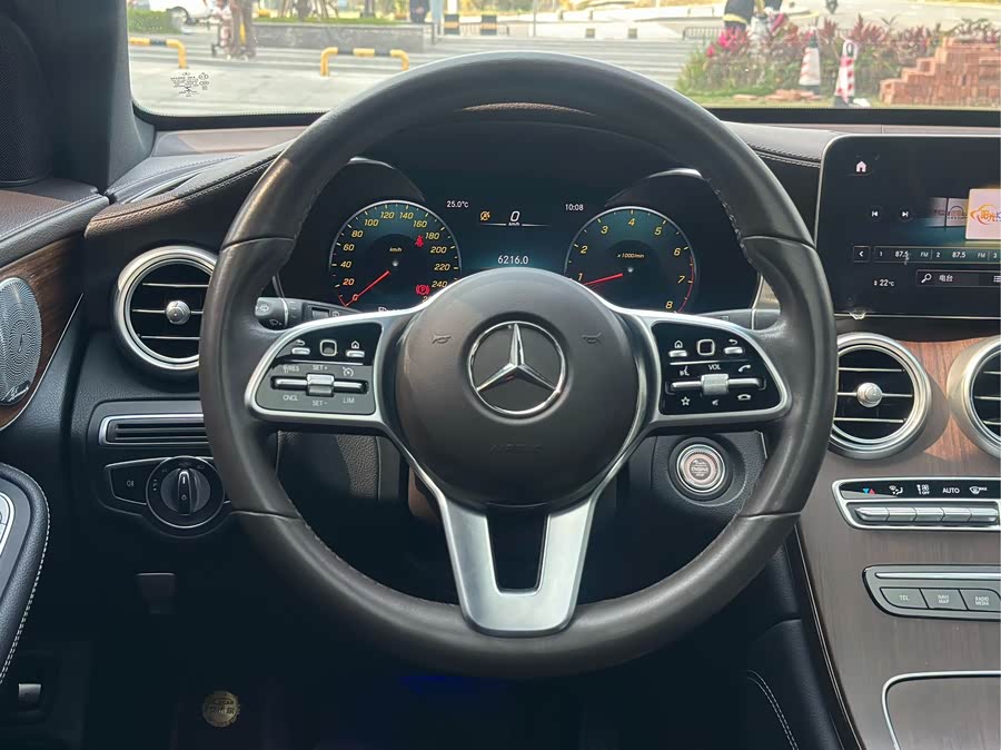 Mercedes-Benz GLC 2021