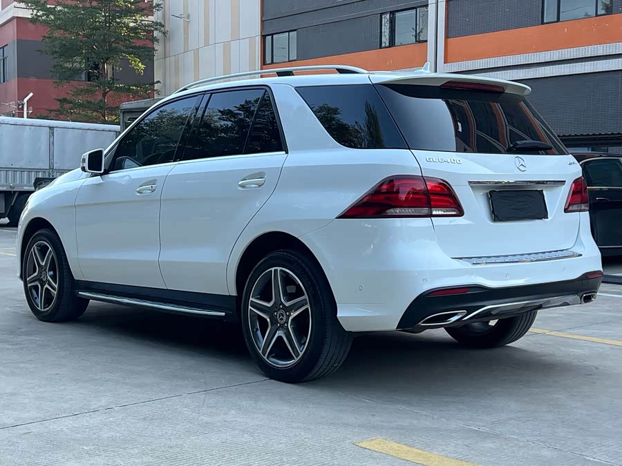 Mercedes-Benz GLE 2016