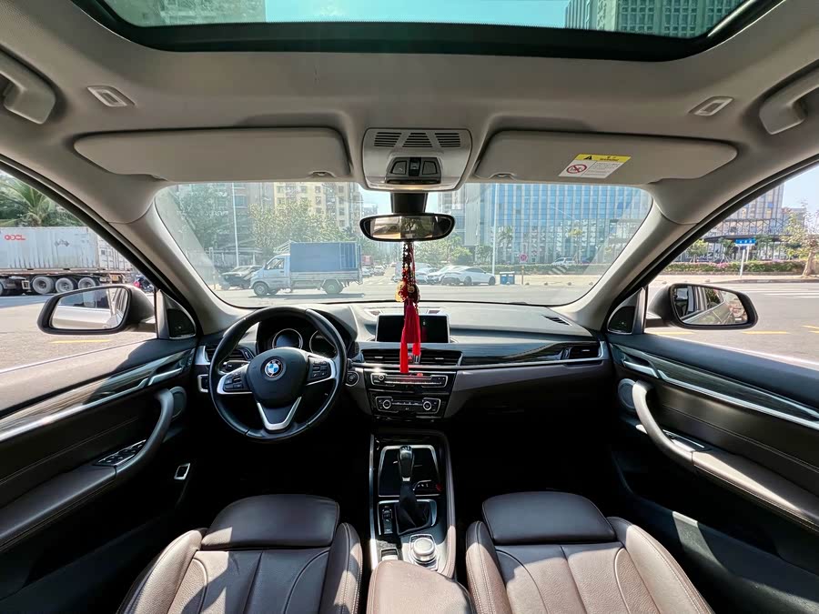 BMW X1 2019 — фото 14