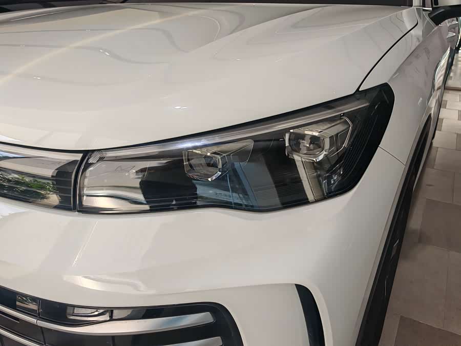 Volkswagen Tiguan L 2024