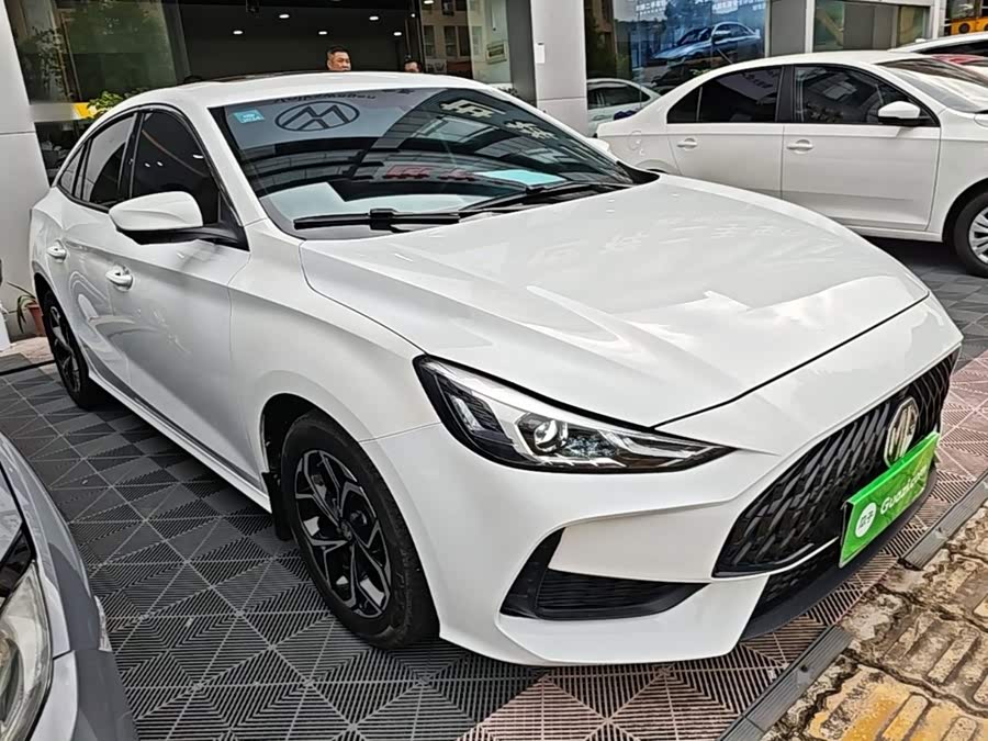 MG MG5 2021