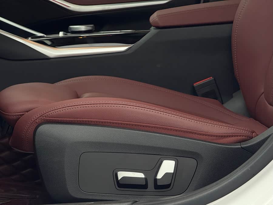 BMW 3 Series 2023 — фото 11
