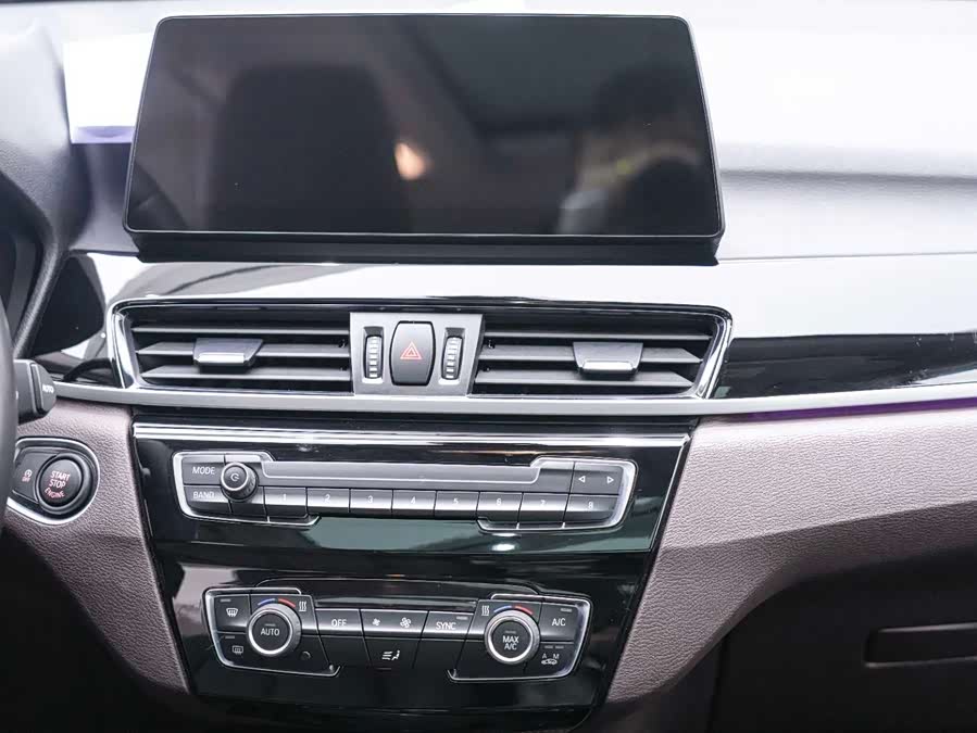 BMW X1 2020 — фото 14