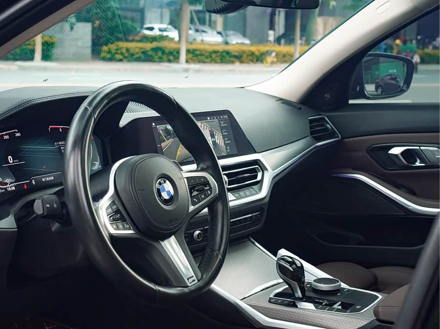 BMW 3 Series 2020 — фото 10