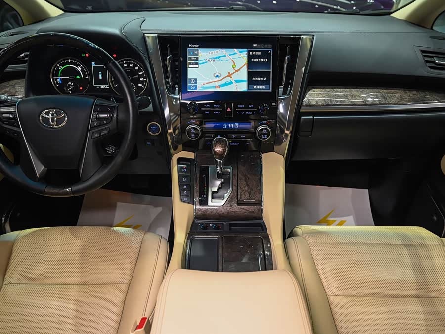 Toyota Alphard 2021 — фото 22