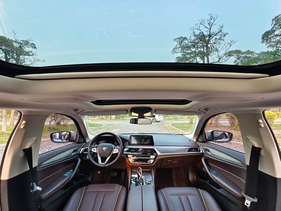 BMW 5 Series 2020 — фото 12