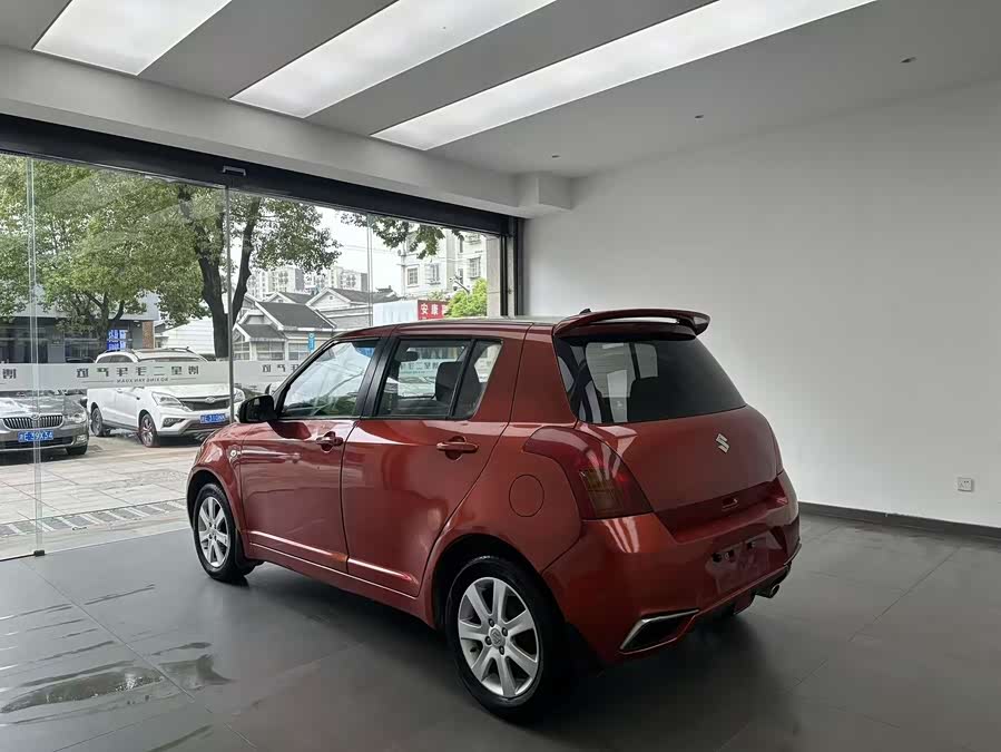 Suzuki Swift 2013
