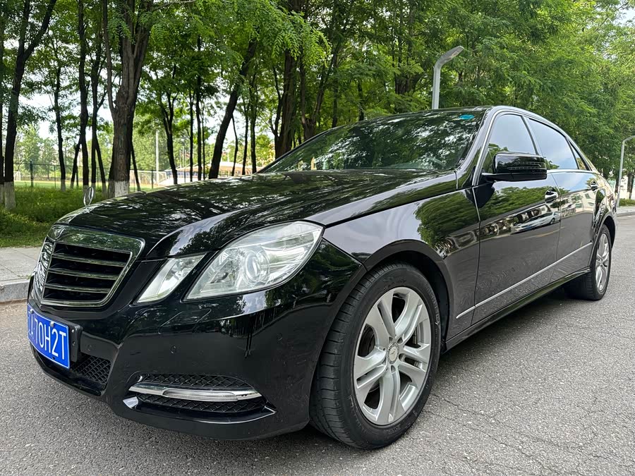 Mercedes-Benz E-Class 2012