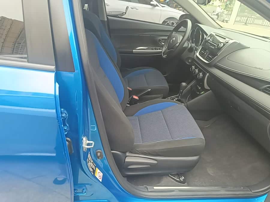 Toyota Yaris L 2016 — фото 25