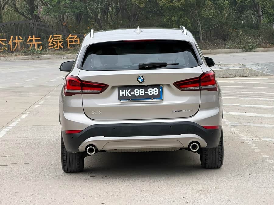 BMW X1 2020 — фото 8