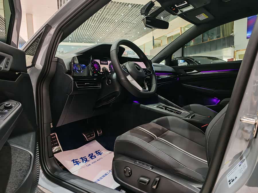 Volkswagen Golf 2023