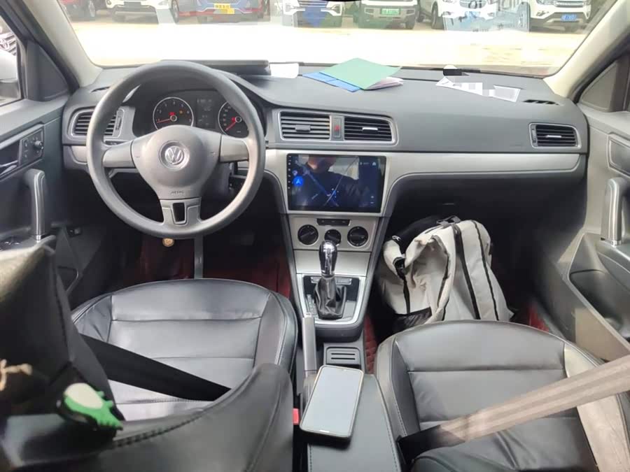 Volkswagen Lavida 2013
