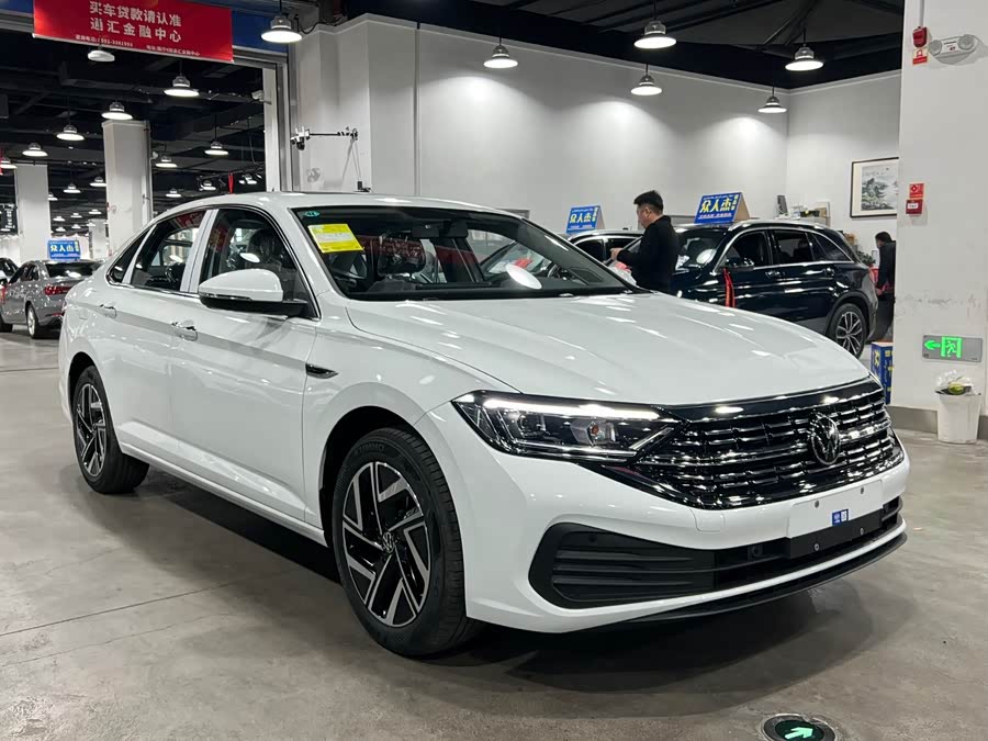 Volkswagen Sagitar 2025