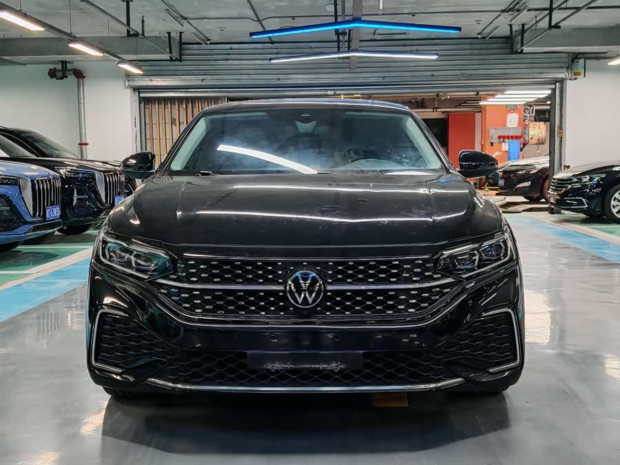 Volkswagen Passat 2024