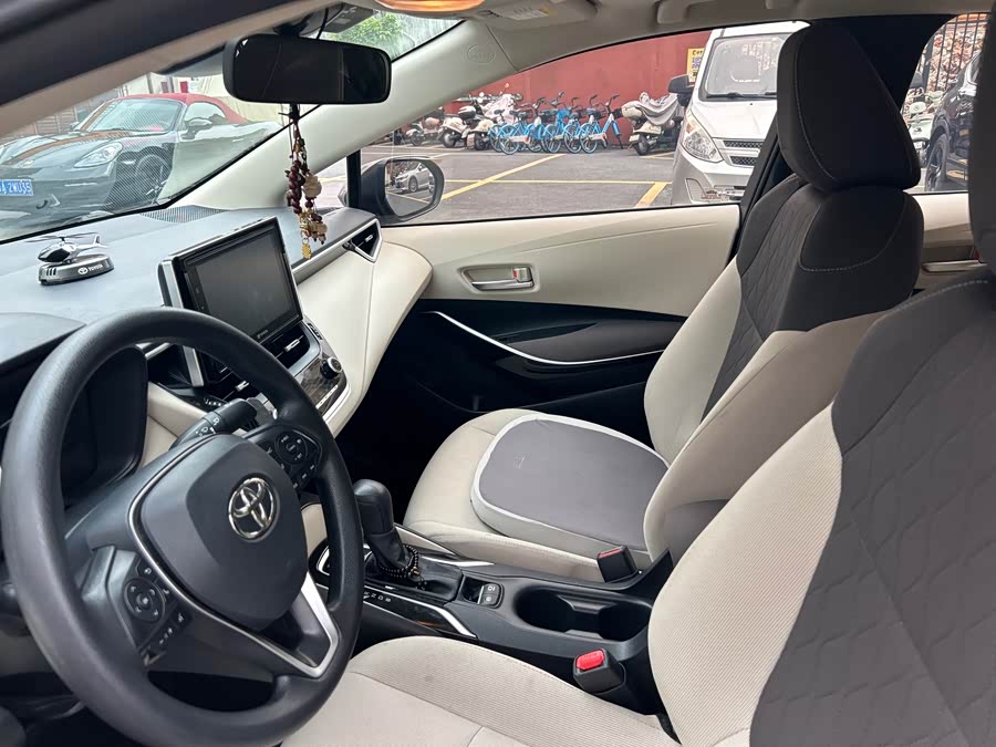 Toyota Corolla 2019 — фото 12