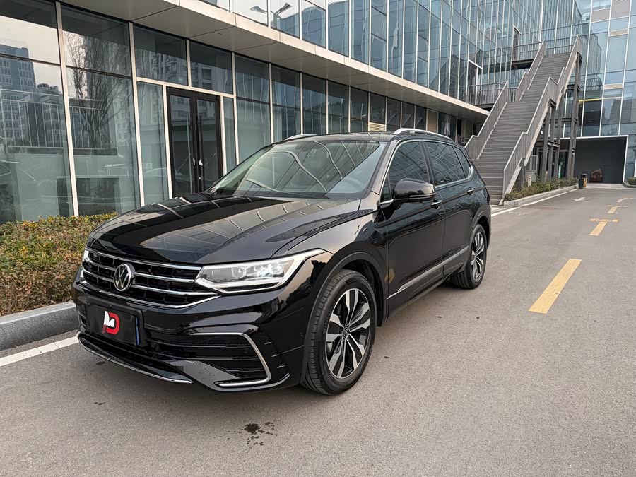 Volkswagen Tiguan L 2025