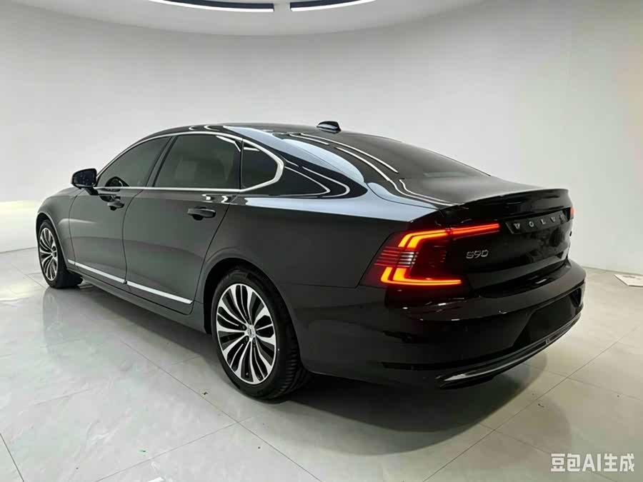 Volvo S90 2024
