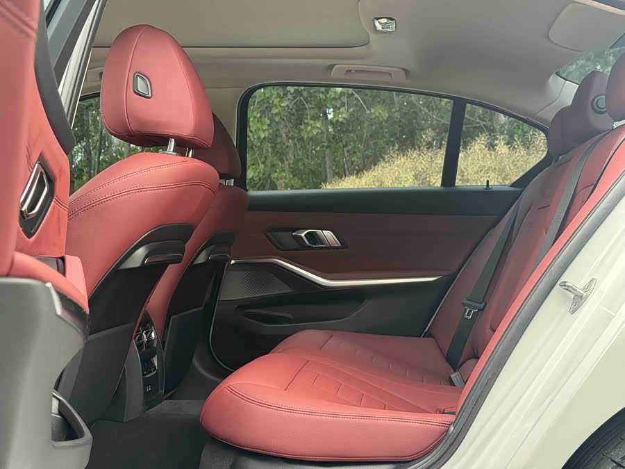 BMW 3 Series 2021