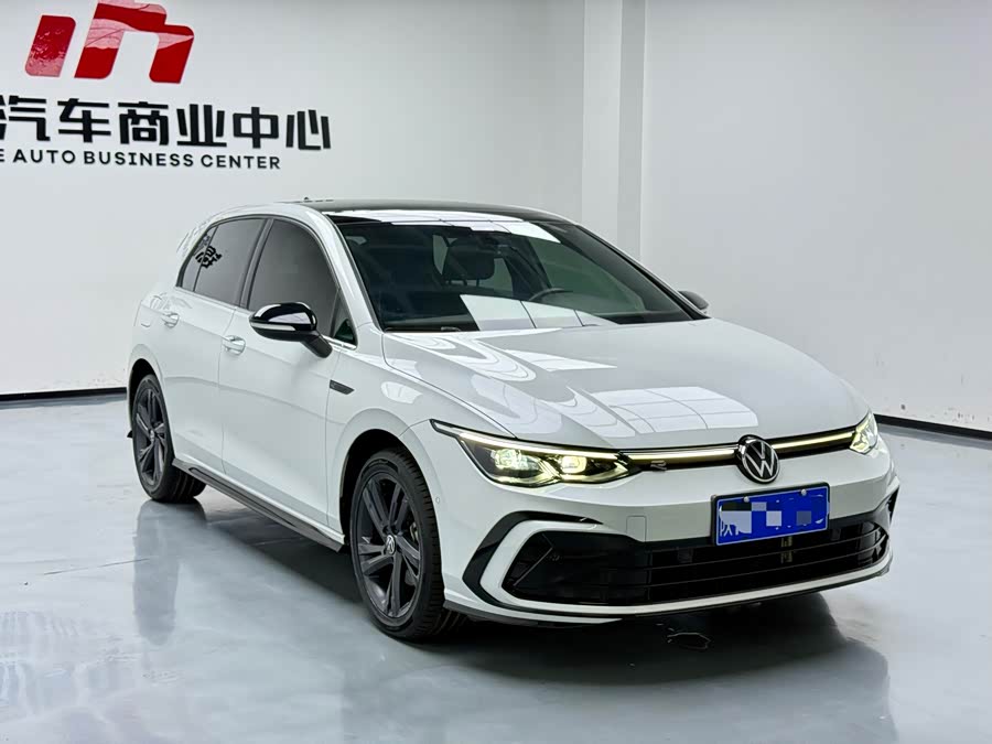 Volkswagen Golf 2023
