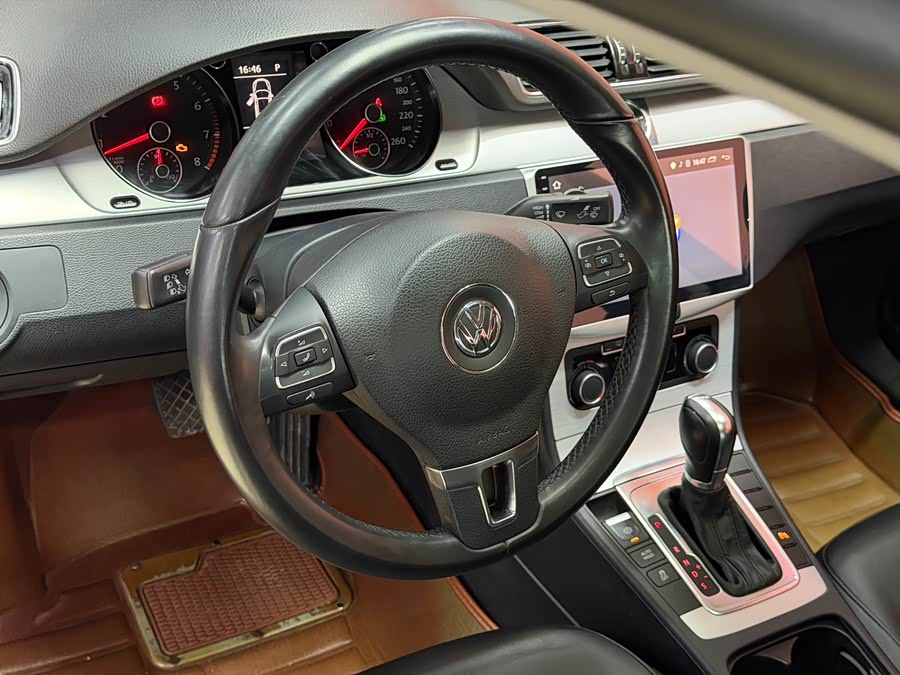 Volkswagen Magotan 2016