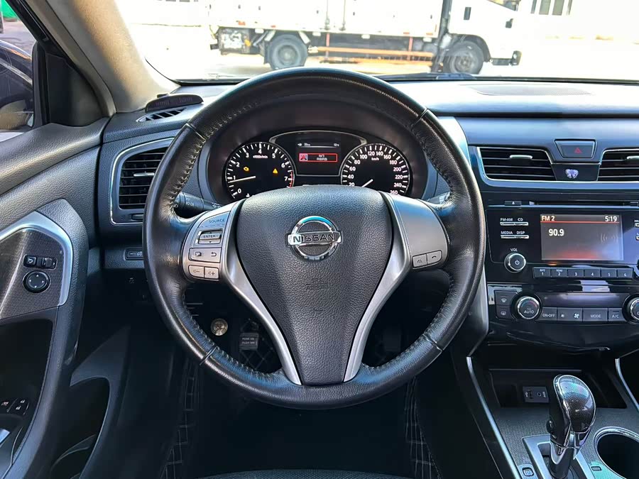Nissan Teana 2013