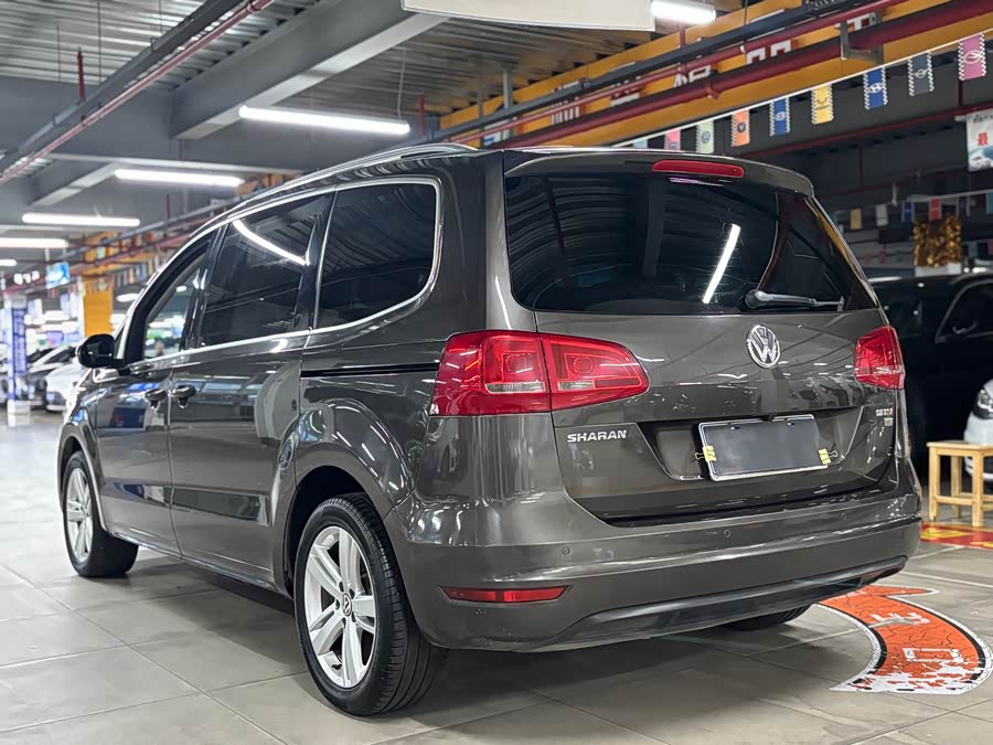 Volkswagen Sharan 2015 — фото 9