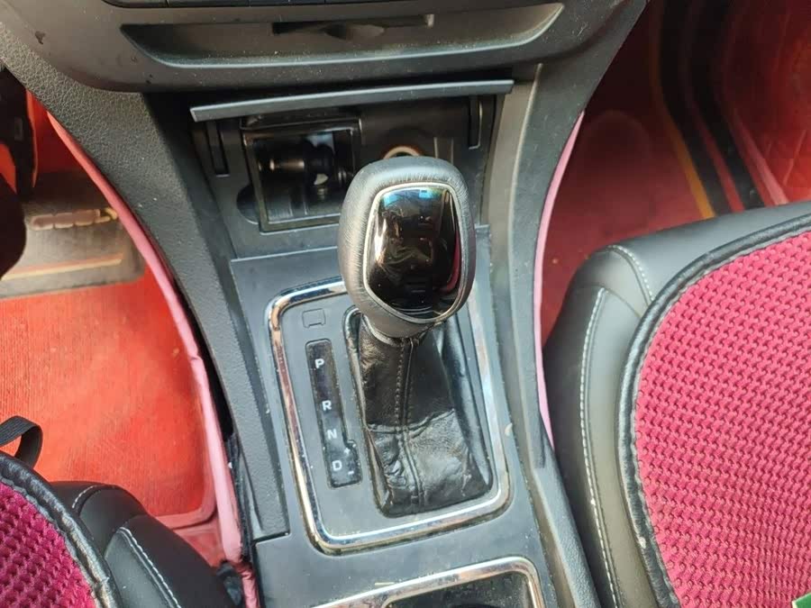 Geely Emgrand 2017