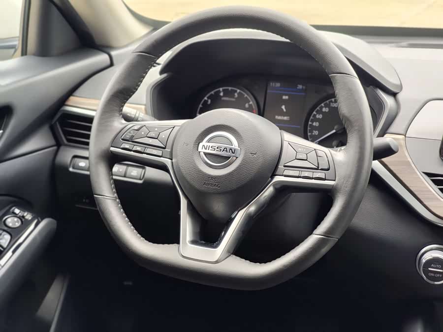 Nissan Teana 2021 — фото 19