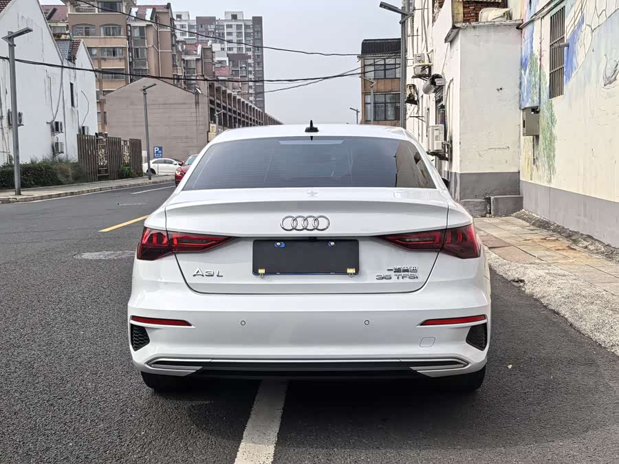 Audi A3 2021 — фото 12