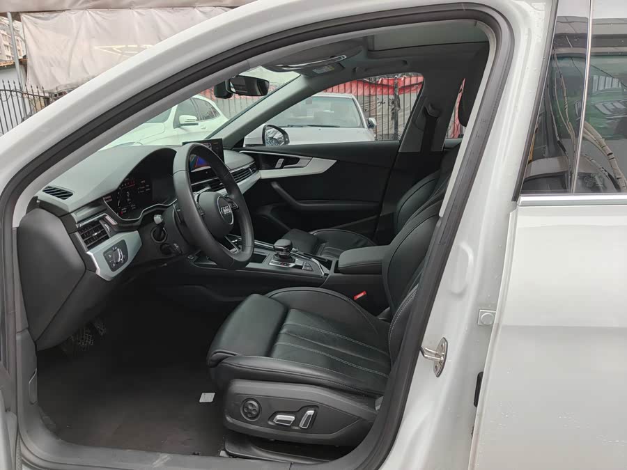 Audi A4L 2024
