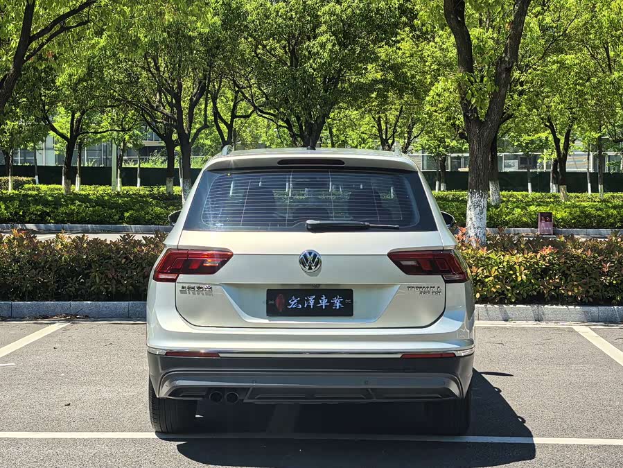 Volkswagen Tiguan L 2017