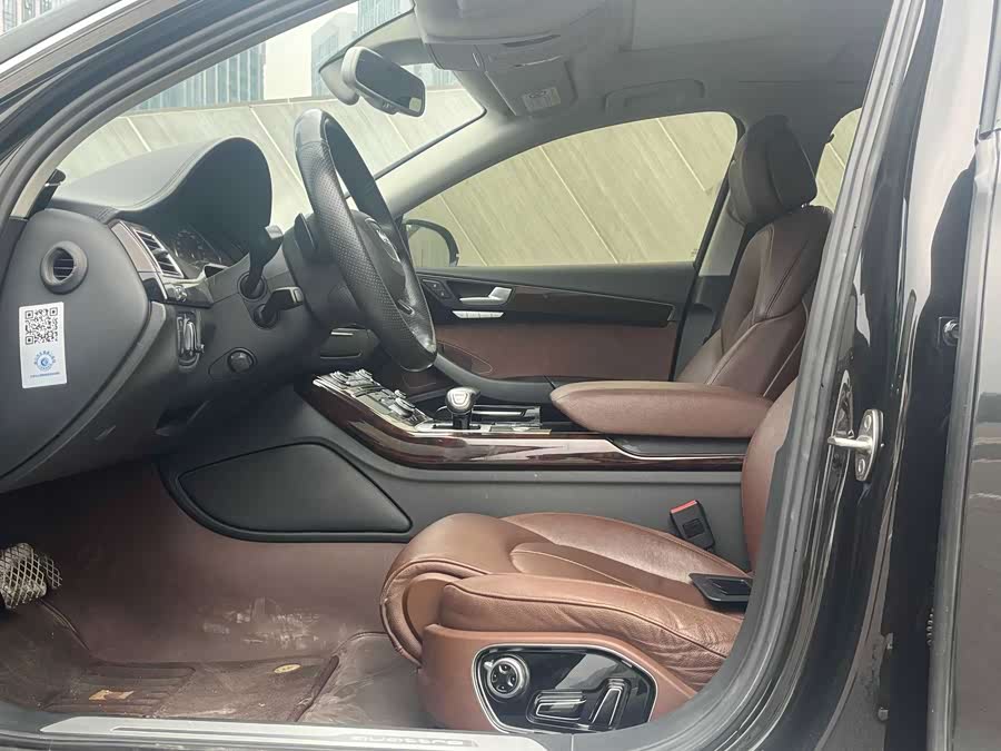 Audi A8 2016