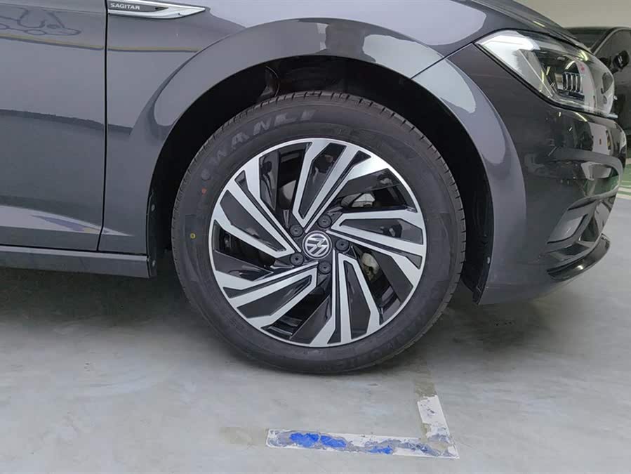 Volkswagen Sagitar 2022