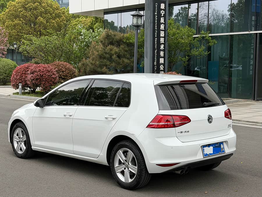 Volkswagen Golf 2016