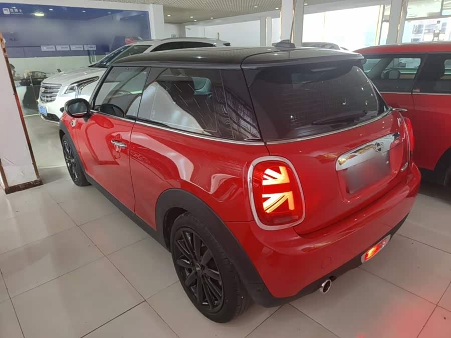 MINI MINI 2019