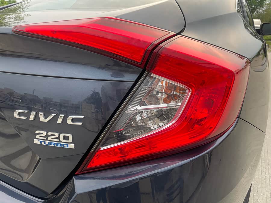 Honda Civic 2016 — фото 17