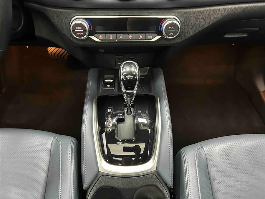Nissan X-Trail 2025