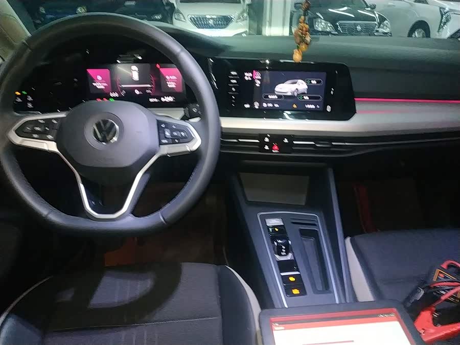 Volkswagen Golf 2023