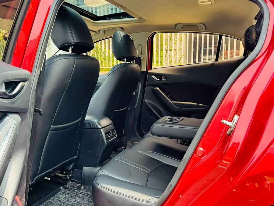 Mazda 3 Angkesela 2017