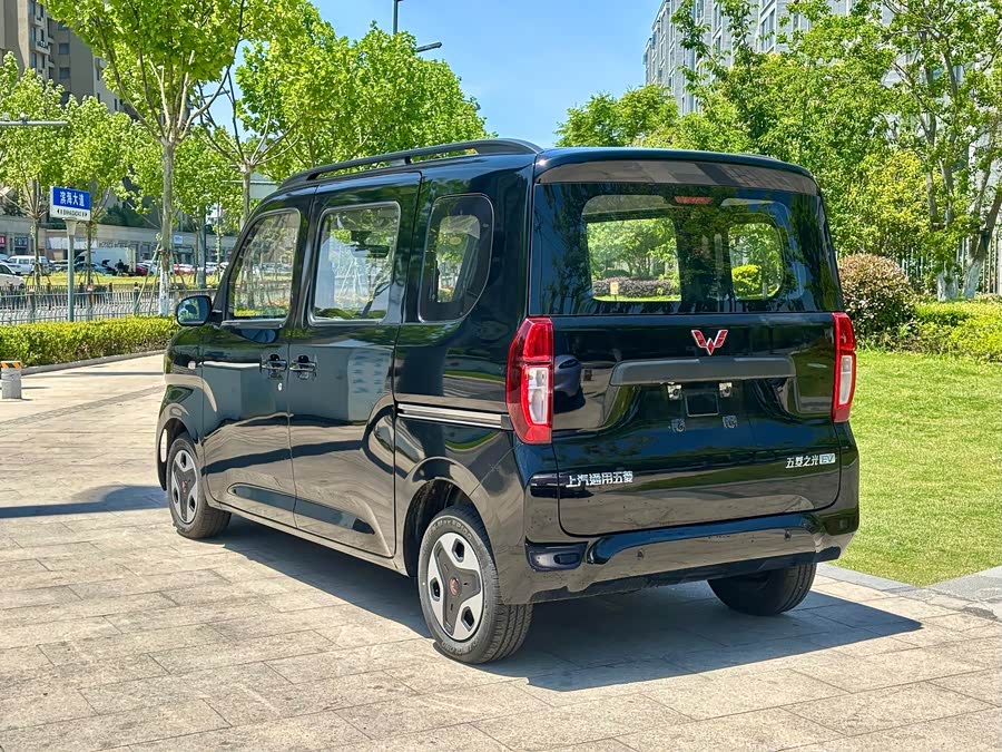 Wuling Zhiguang New Energy 2025