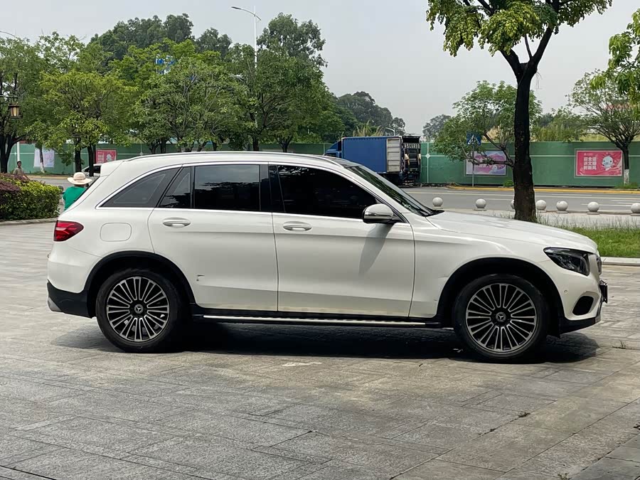 Mercedes-Benz GLC 2018 — фото 11