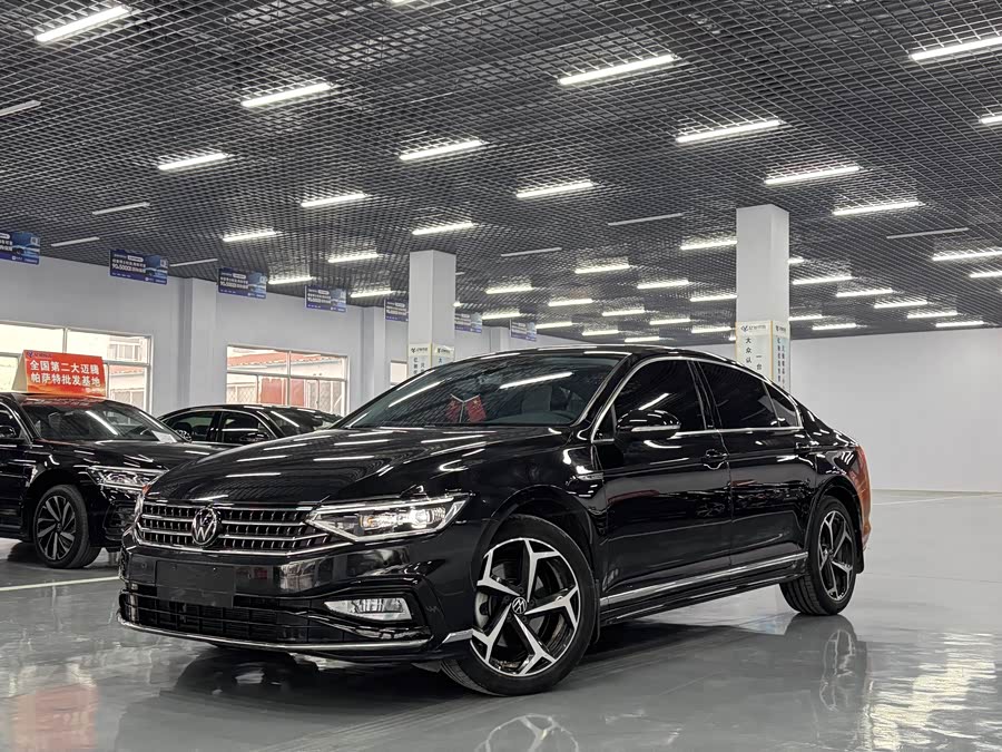 Volkswagen Magotan 2024