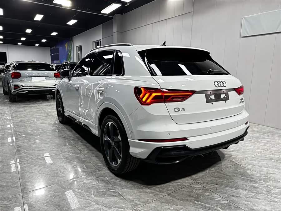Audi Q3 2022