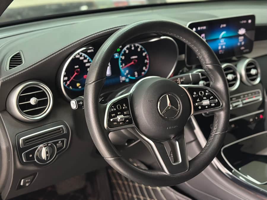 Mercedes-Benz GLC 2021