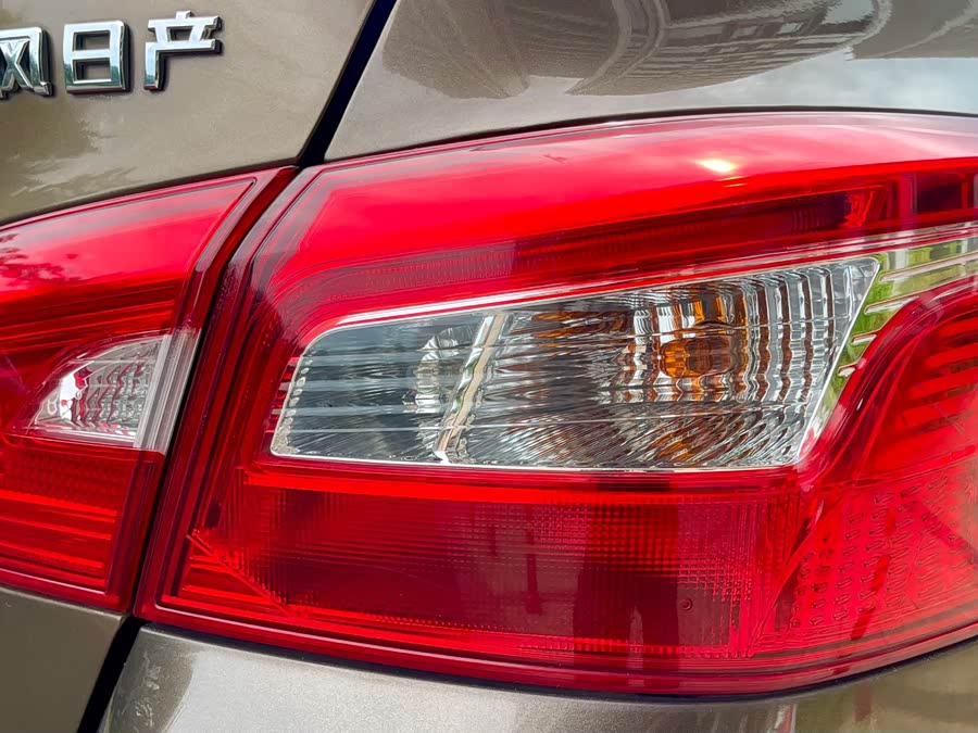 Nissan Sylphy 2016 — фото 18