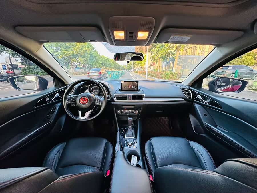 Mazda 3 Angkesela 2016